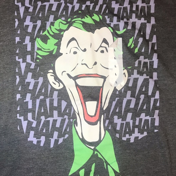 Men’s joker print T-shirt gray size large NEW!! - Picture 2 of 3